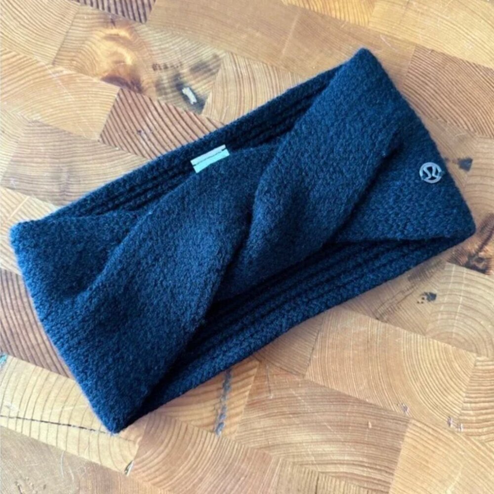 Lululemon Twisted Bliss Earwarmer, Black